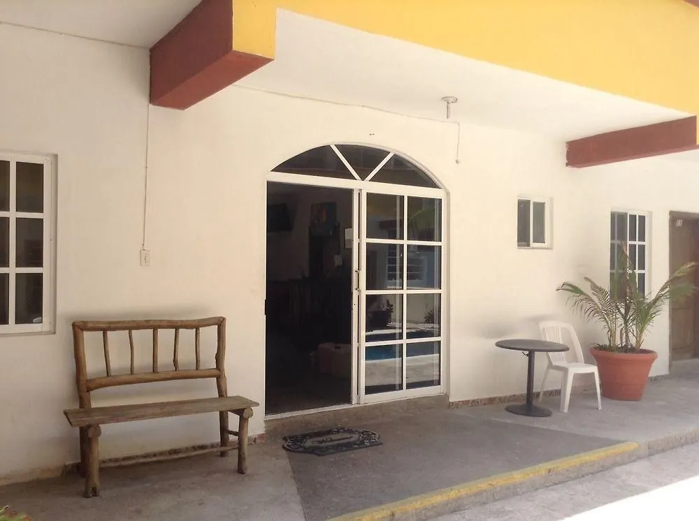 ***  Paraiso Mexicano Hotel Isla Mujeres Mexico